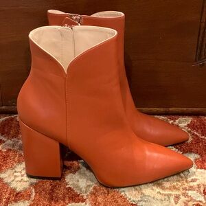 Stuart Weitzman Vera Cinnamon leather pointed toe heeled bootie sz 10.5 EU 41